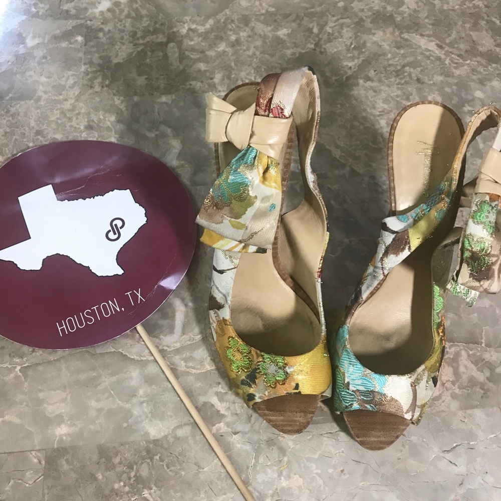Guess / Marciano Pumps/ heels